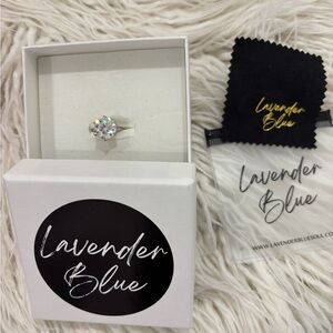 5 Carat Moissanite Solitaire Ring I
Sterling Silver | Lavender Blue